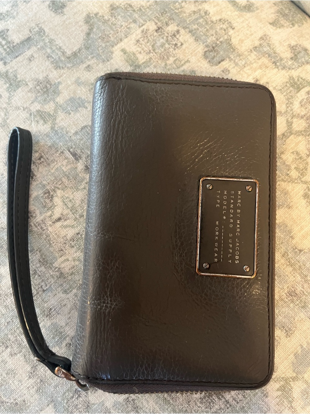 Marc by Marc Jacobs Dark Olive Green pebbledLeather Wallet with Metal Logo.